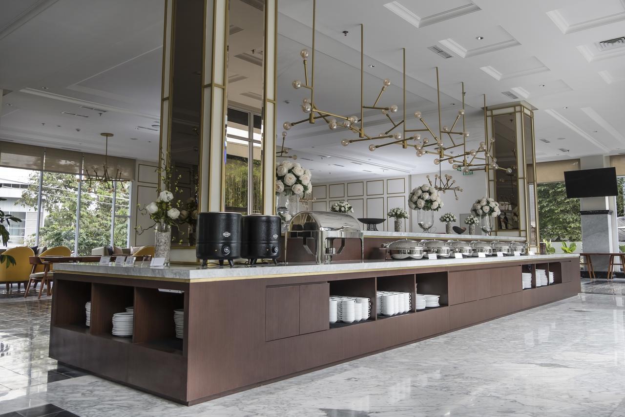 Horison Ciledug Jakarta Exterior photo